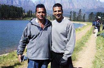 With Akshay Kumar in 'Tasveer 8x10'